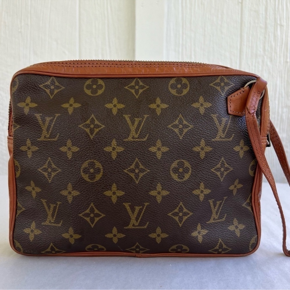 Authentic vintage Louis Vuitton clutch - Picture 2 of 9